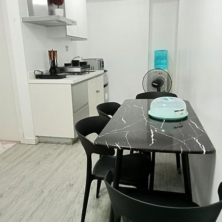 Azure Urban Resort Maui Unit مانيلا المظهر الخارجي الصورة