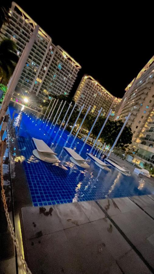 Azure Urban Resort Maui Unit مانيلا المظهر الخارجي الصورة