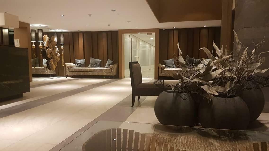Azure Urban Resort Maui Unit مانيلا المظهر الخارجي الصورة